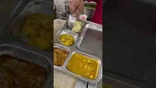 Agra ka famous poori sabzi // #foodclips #streetfood #creator