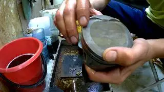 Чем отмыть нагар с поршней. LAVR PL300. Жироудалитель Unicum.
