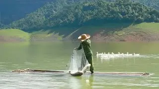 Daily river life: Bamboo basket weaving, fishing, duck egg harvest & true survival skills