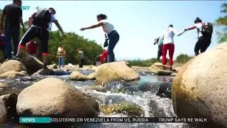 Thousands cross Venezuela-Colombia border illegally