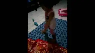 maui's family finger song. 2 &frac12; years old.