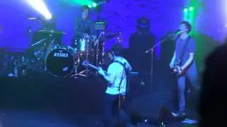 FOALS - TWO STEPS TWICE - LIVE PARIS @ OLYMPIA 02/02/2016