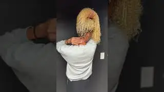 Thinking blonde knotless boho? This is your sign 💫Hashtags#BlondeKnotless #BohoKnotless #BohoBraid