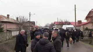 &Icirc;nmorm&acirc;ntare Gigi Bogdan Rusu - 27 ani - Comuna Peretu