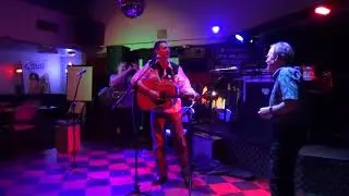 June 18th, 2019 Tuesday Open Mic Intimo Lounge Host Roger Perry 00015