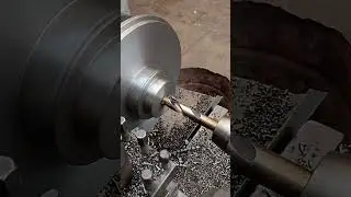 Usando broca 20mm.... #music #torno #tornomecanico #cnc #youtube #youtubeshorts
