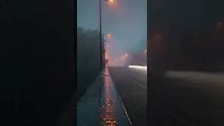 Relaxing piano music with the sound of rain for a restful sleep
