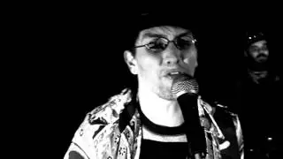 The Gumps - Dead Song [Official Music Video]