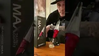 Lookah's latest product, the Seahorse Max