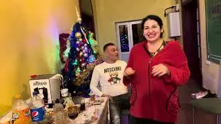 Anca de la Strehaia fericită că am terminat bucătăria
