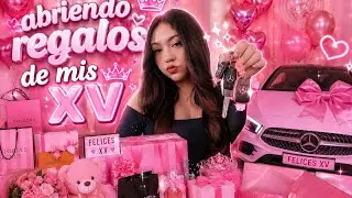 Abriendo regalos de mis 15.