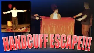 Unbelievable Escape At The WMA Gala Show: The Handcuff Trick Unleashed!