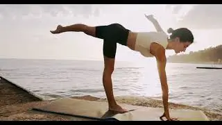 Woman Doing Yoga8
