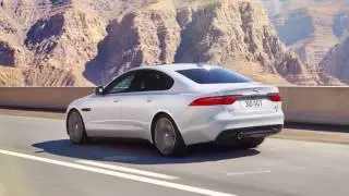 Jaguar XF 2016 | Diesel Exhaust Fluid (DEF)