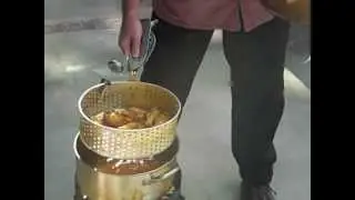 Deep Frying Chicken Wings with Bayou Classic's Aluminum Fish Cooker