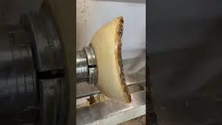 Live edge #naturaledge #natural #bowl #wood #woodturning #woodturner  #woodworking