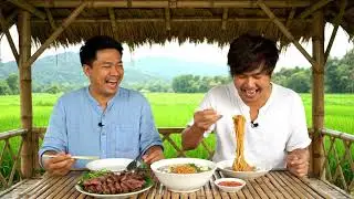 The Best Way to Eat Spicy Noodles! Traditional Village Life & Fresh Food