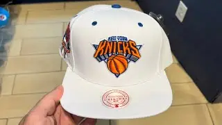 New York Knicks Mitchell & Ness Snapback Hat