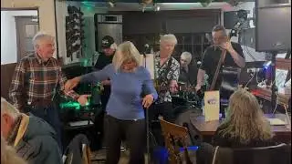Lonesome Train Red Lion Little Missenden 27th April 2024