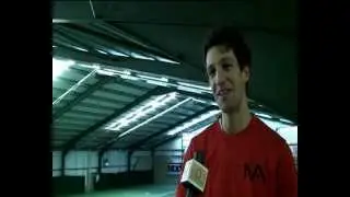 Tennis Head's Jamie Renton Plays Greg Rusedski With MANTIS Tour 305 Racket