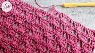 How To Crochet a Simple and Fast Floral Stitch For Blankets/Shawls/Scarves | Easy Treble Crochet