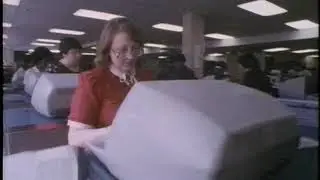 1980s Typing pool | City of London | Working in an office | Reporting London | 1982
