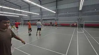 Khang/anh Đông vs anh Bách/bạn anh Bách
