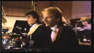 Matti Esko - Huomenta Suomi (Live)