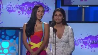 Eva Gutowski and Andrea Russett Present Actress - Streamy Awards 2016