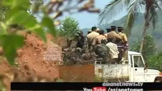 Police, Maoists exchange fire in Nilambur , Security tightened in Nilambur