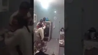 Mulher com medo de rato