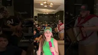LAURA DENISSE Y LOS BRILLANTES 