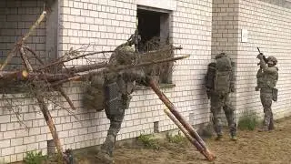 City War Simulation! US 173rd Airborne demonstrates strength in Swift Response 2025
