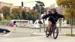 MacNeil UK BMX Team In Madrid [HD]