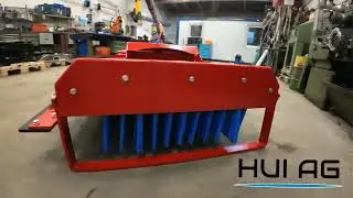Baggerbesen mit Sch&uuml;rfleiste Hui AG