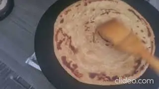 Paratha yummy 😋 asian bread 🍞 with asian tea and mango pickle 😋