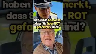 Rechtslenker und naive Unschuld. 🚦🤷&zwj;♂️🚔 #polizei #rentner #deutschecomedy #lustig #witzig #shorts