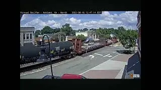 Csx Gevo and AC44 lead a manifest