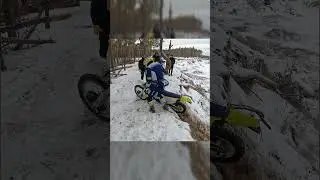 Amateur Enduro | Climbing a frozen hill on a motorcycle