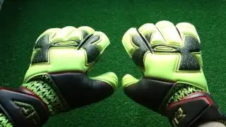 Under Armour Desafio Pro FS Goalkeeper Glove Preview