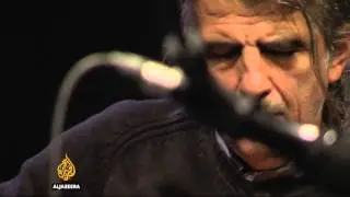 Refugees united by power of music