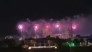 С Новым 2026 годом! Фейерверк в Дубае на Пальме Джумейра.