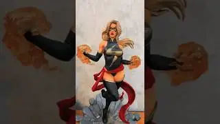 Miss marvel  warbird captain marvel custom statue 1/4 scale