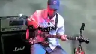Tom Morello Tricks