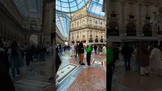 Роскошный шопинг в Милане, Италия 🇮🇹 #шопинг #шортывирусный #вирусный