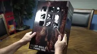 Gecco Red Pyramid Thing SDCC Exclusive Unboxing and Review