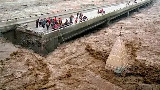 People run away from the water! Record flood continues the devastation in Chihuahua, Mexico