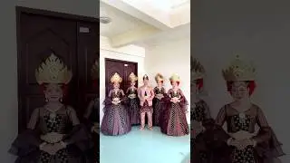ku berjanji tak akan sakiti kau yang ku cinta sepenuh hati biarkan semua manusia jadi saksi nyata