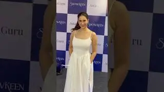 Kim sharma At Astaguru, The Largest Auction House In India, Spearheaded By Tushar Sethi..#shorts