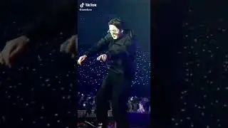 soooo hot 🔥